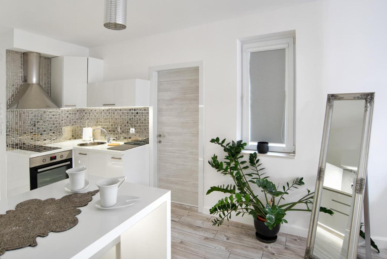 Ferienwohnung Beautiful Place In The Heart Of The City!!!! Plowdiw Exterior foto